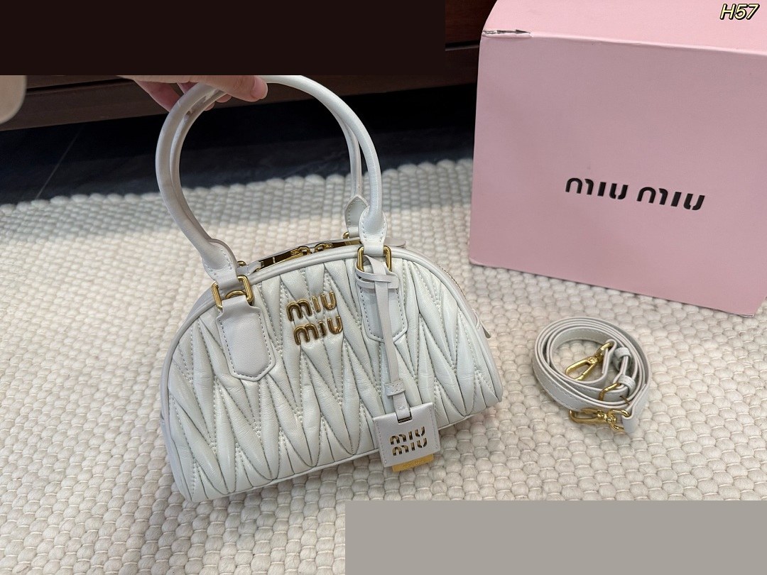 MM Bag 104