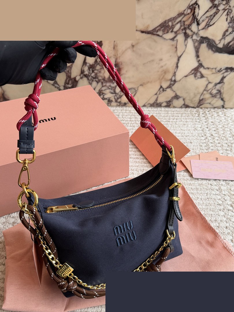 MM Bag 242