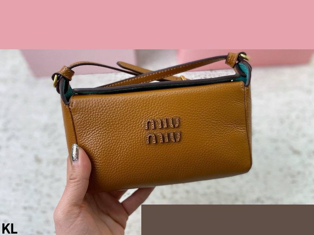 MM Bag 323