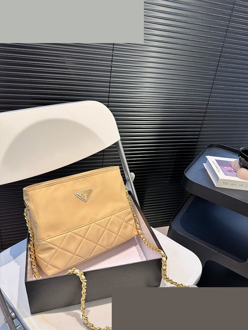 PR Bag 122