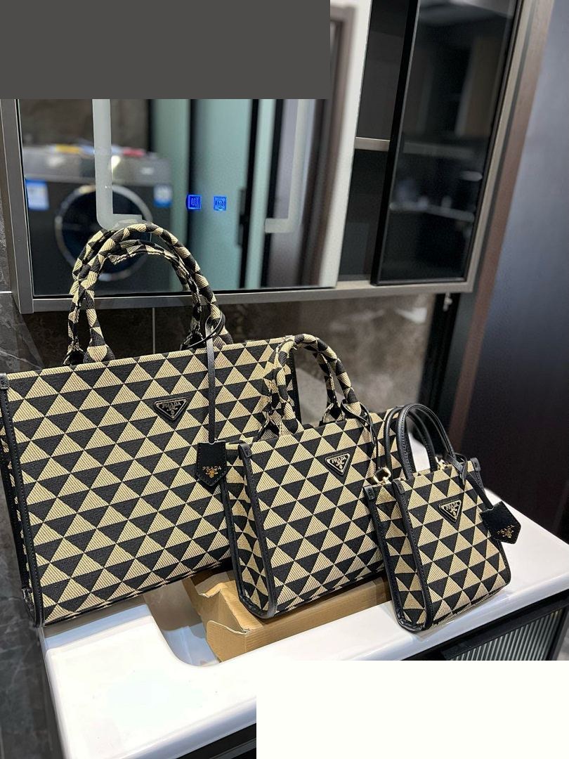 PR Bag 137