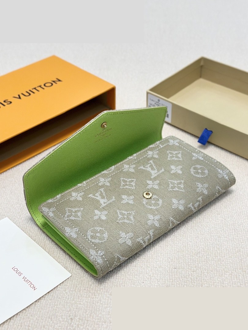WAL Bag 102