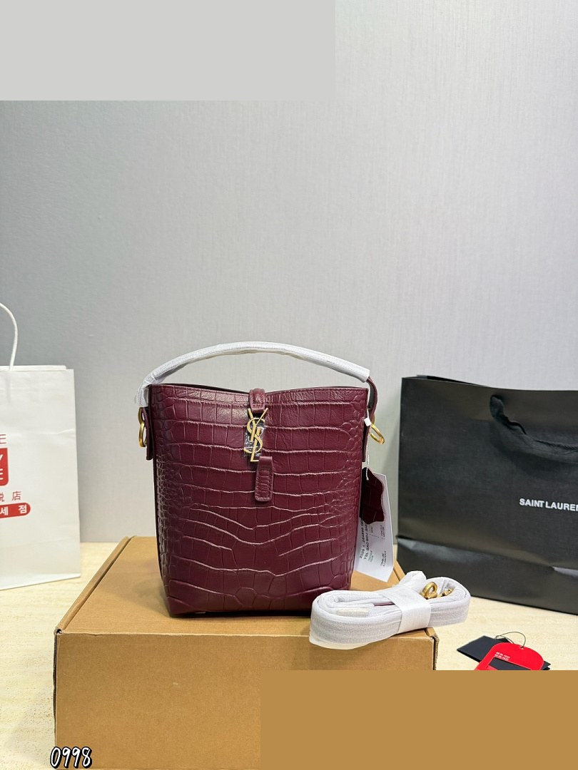 YSL Bag 082