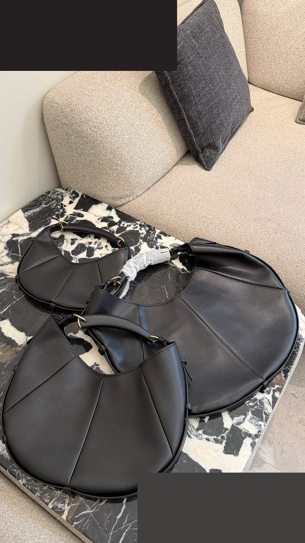 YSL Bag 382