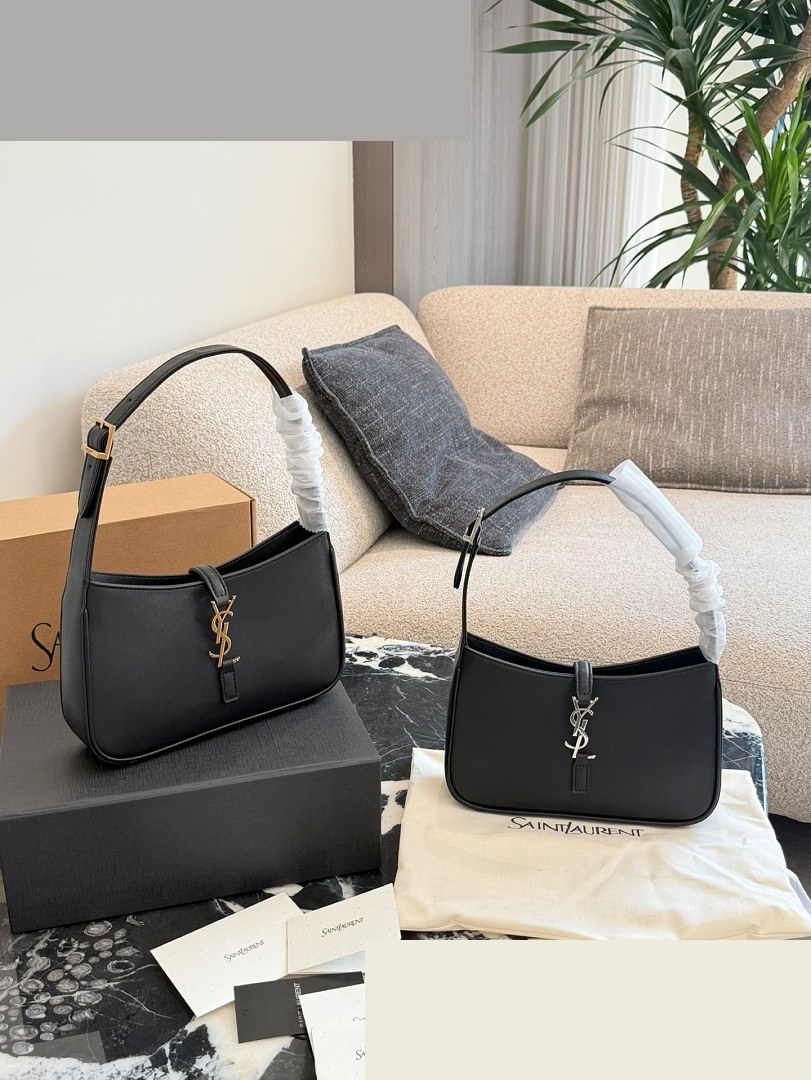 YSL Bag 556