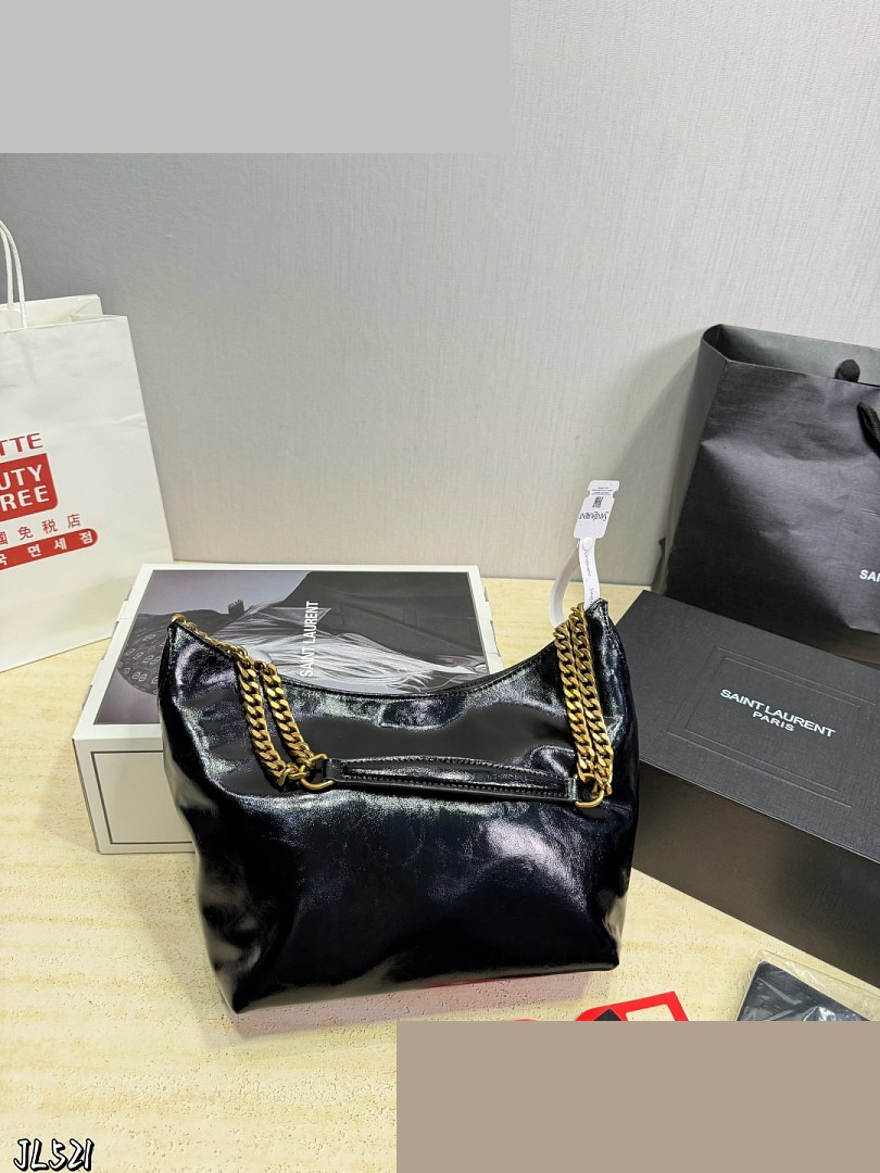YSL Bag 561