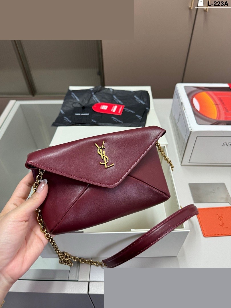 YSL Bag 569